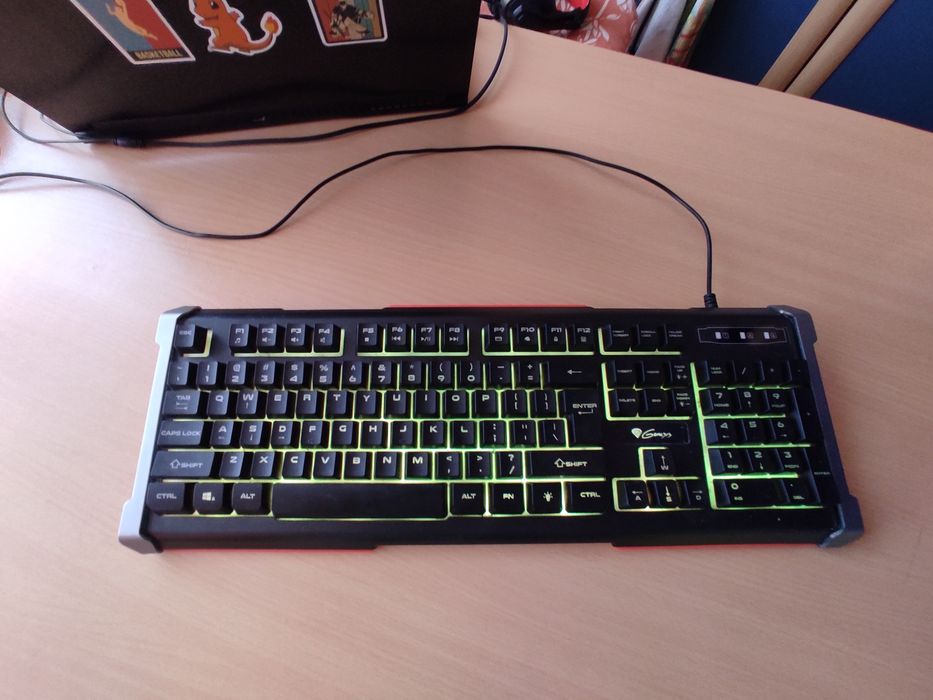 Геймърска клавиатура Genesis Rhod 400 RGB