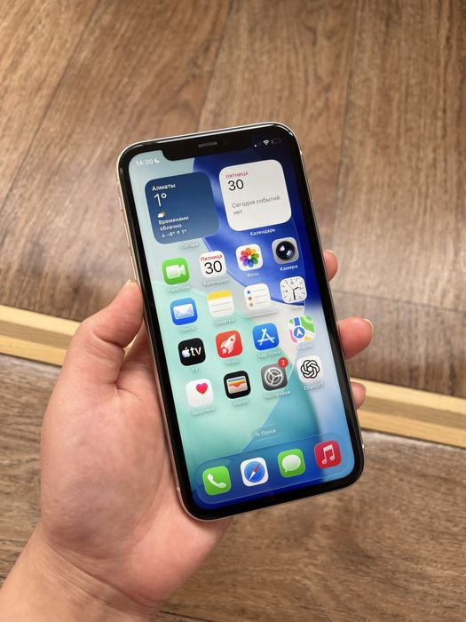 Айфон 11 128гб отличный