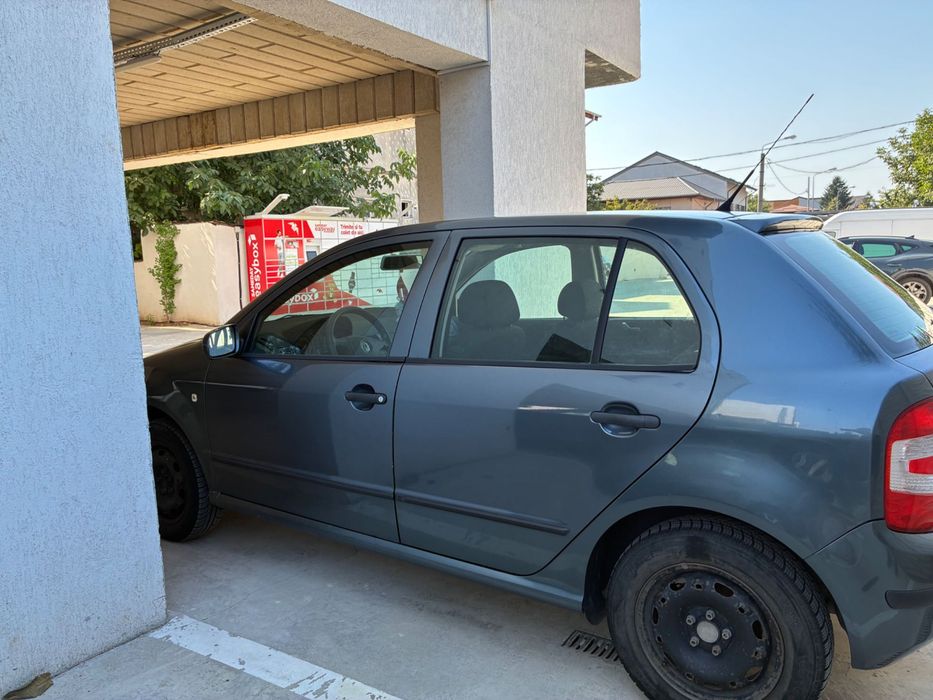 Vând Skoda Fabia 1.4
