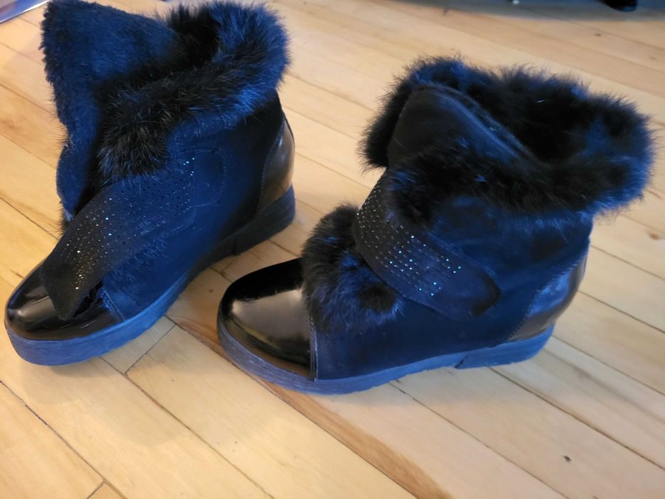 боти черни с външен косъм