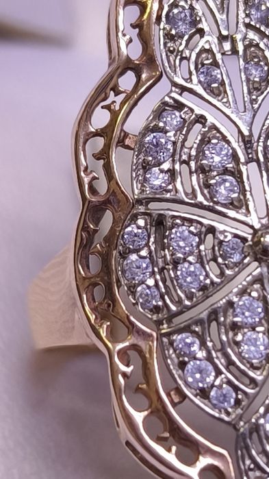 Кольцо из красного золота