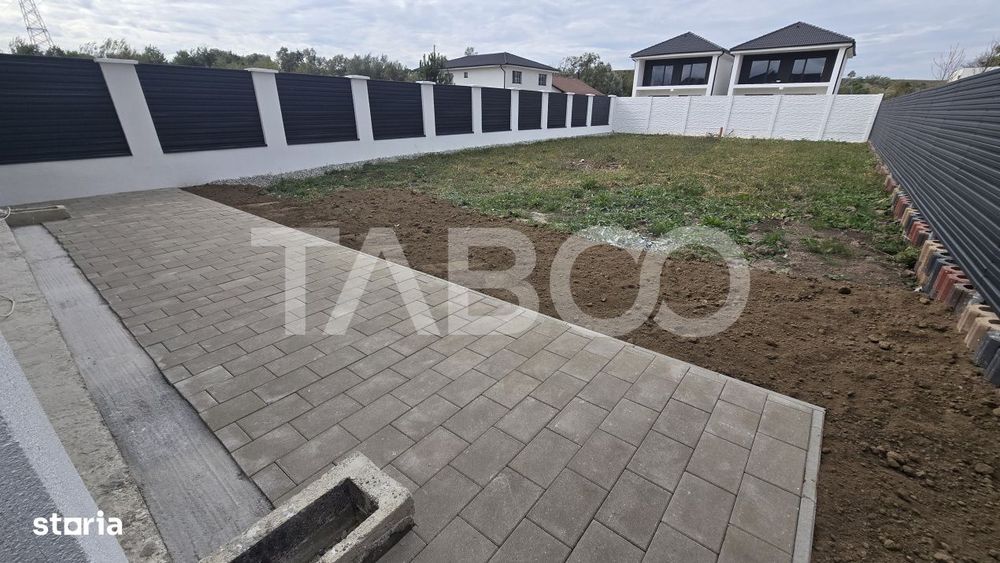Casa de vanzare 4 camere 2 bai 380mp teren liber  2 parcari Selimbar