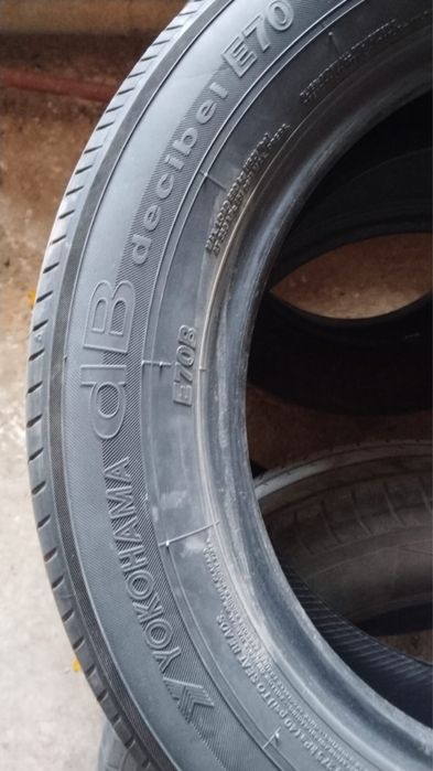 Продам шины на 16 215/60/16