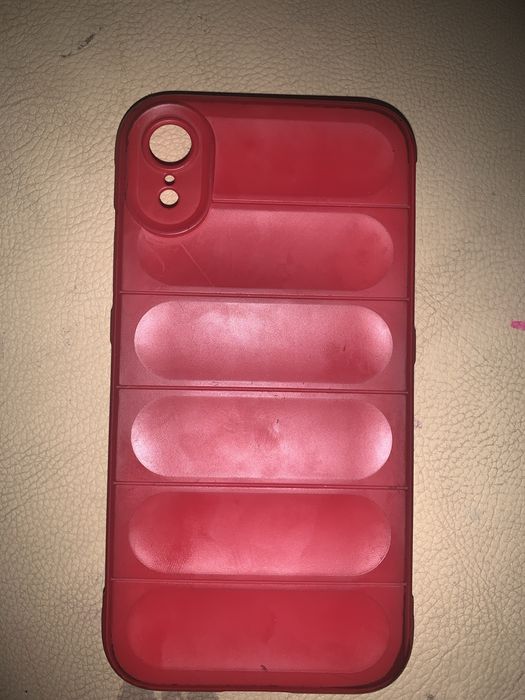 продам iphone xr срочно