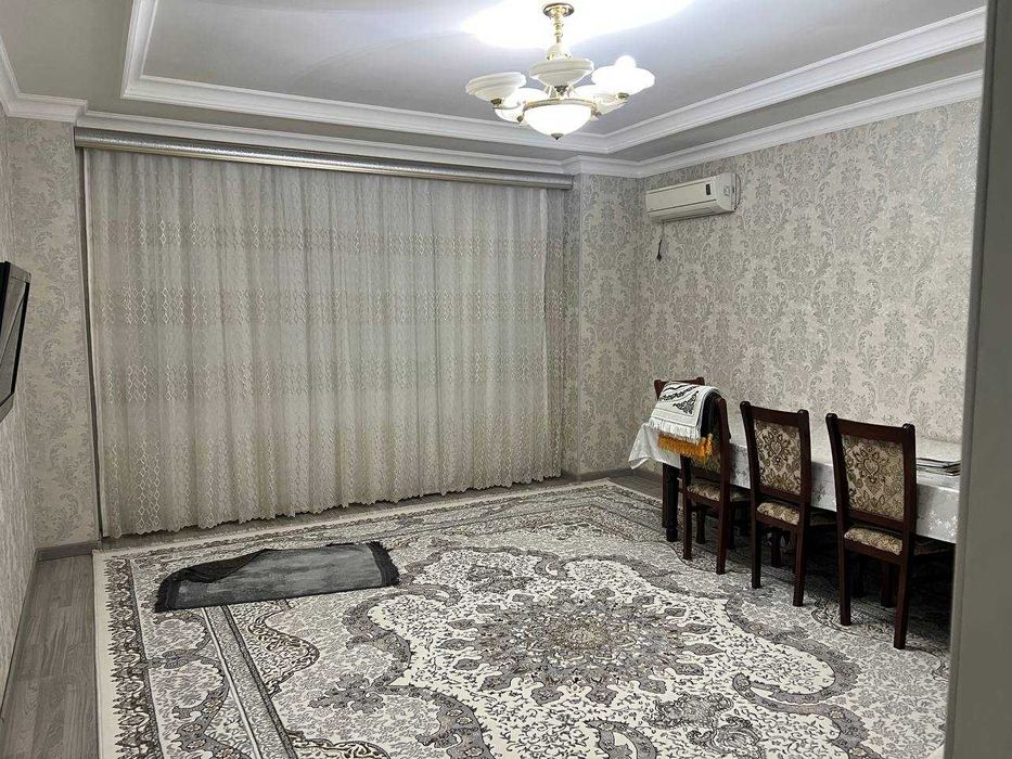 Назарбек, Харакат 2-сотих 5-хонали уй