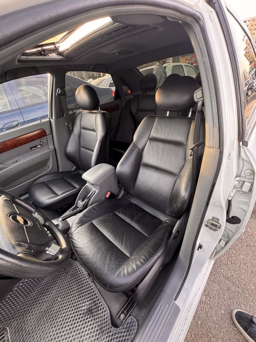 Chevrolet Lasetti 2013-Avtomat 1.6 Metan