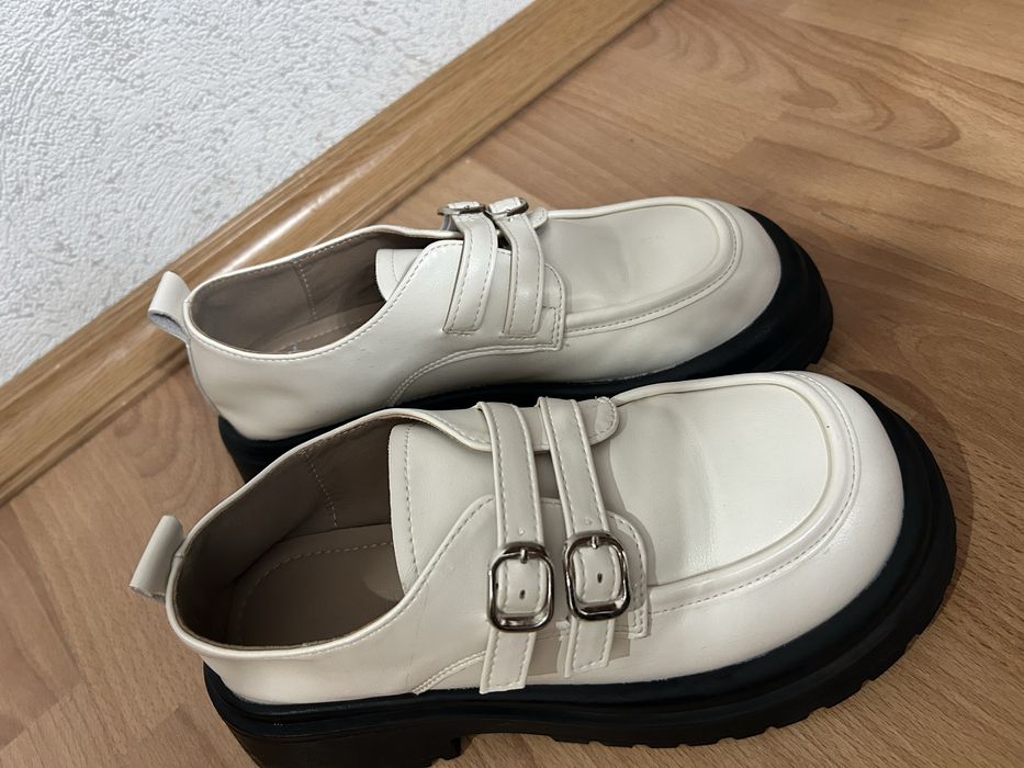 Красивые удобные лоферы