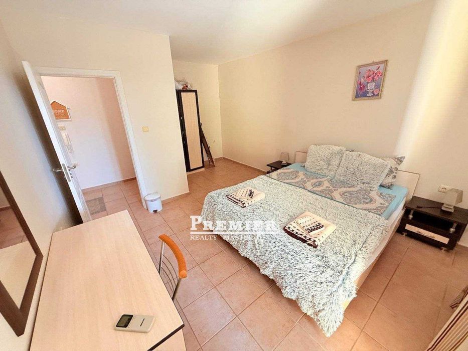 Продава се Двустаен апартамент в к.к. Слънчев бряг - 51 кв.м за 1608 €/кв.м - Снимка #4