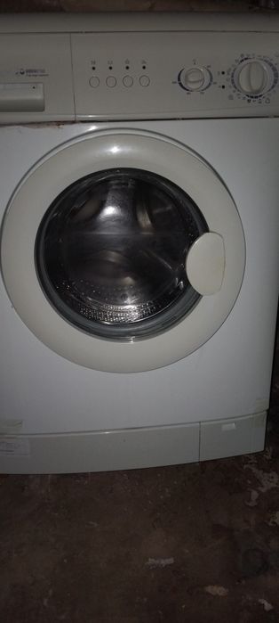 Продам стиральную машину