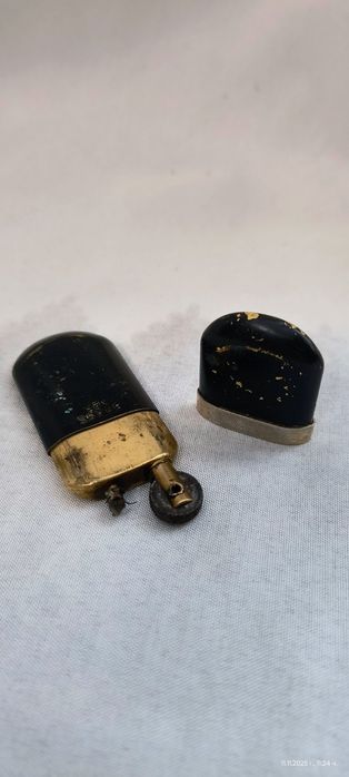 Стара офицерска бензинова запалка