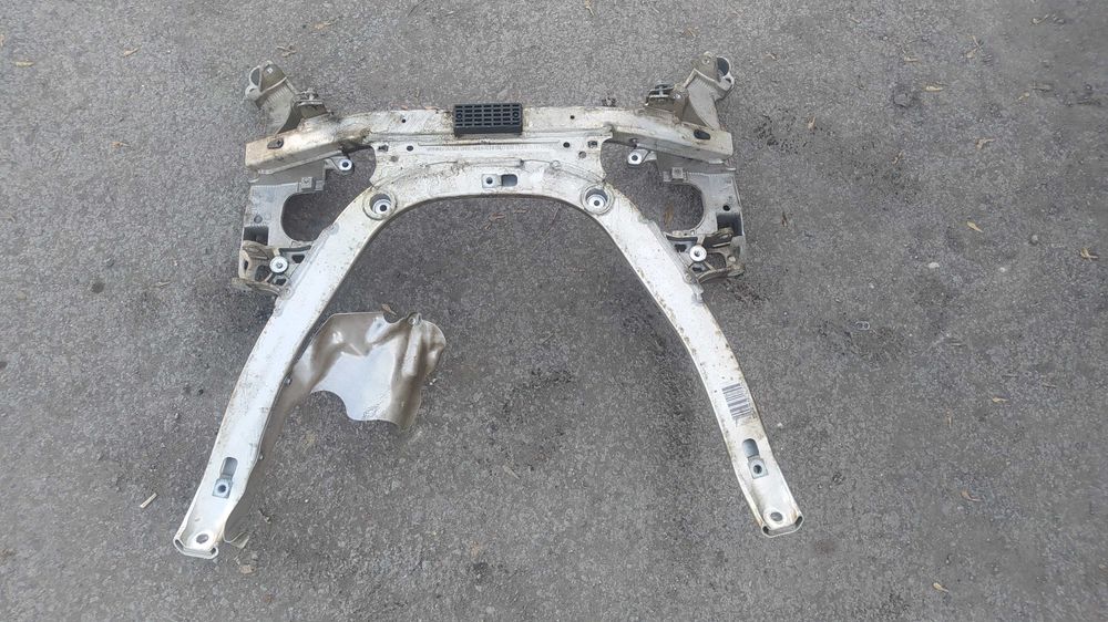 Балка передняя BMW 5 e60 04-10гв