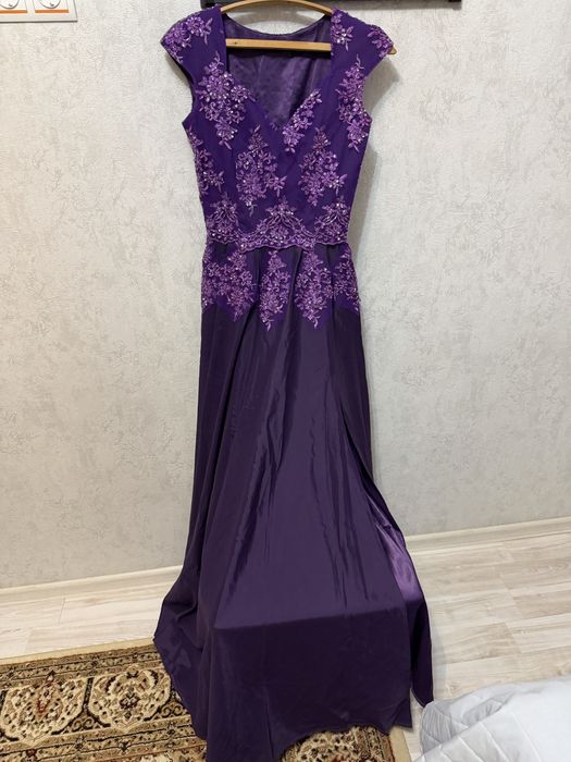 Продам вечение платье