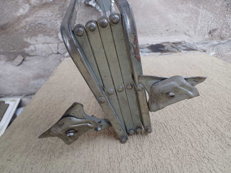 Багажник за автомобил - универален, неръждаем.