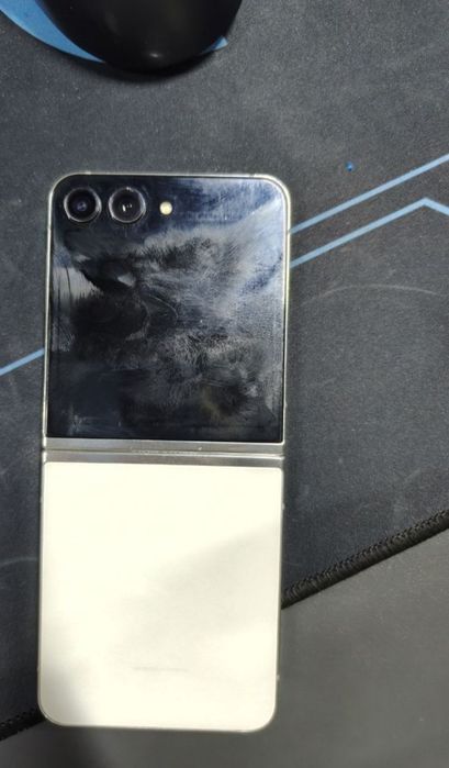 Samsung galaxyZflip5.256gb