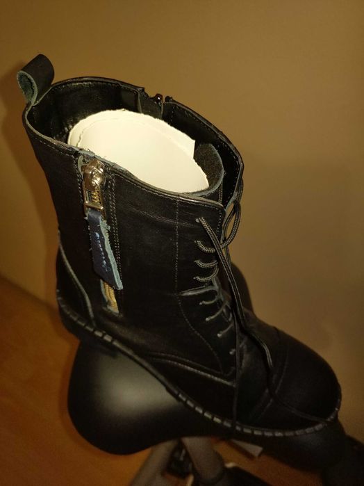 Зимни дамски боти , естествена кожа