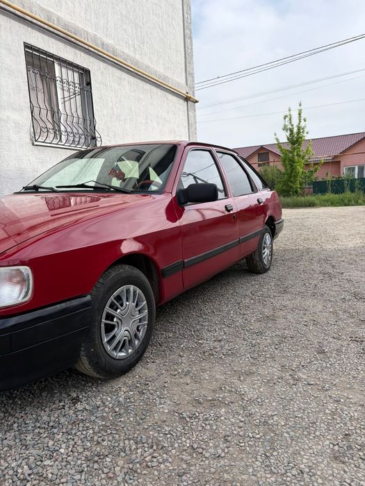 Продам Ford Suerra