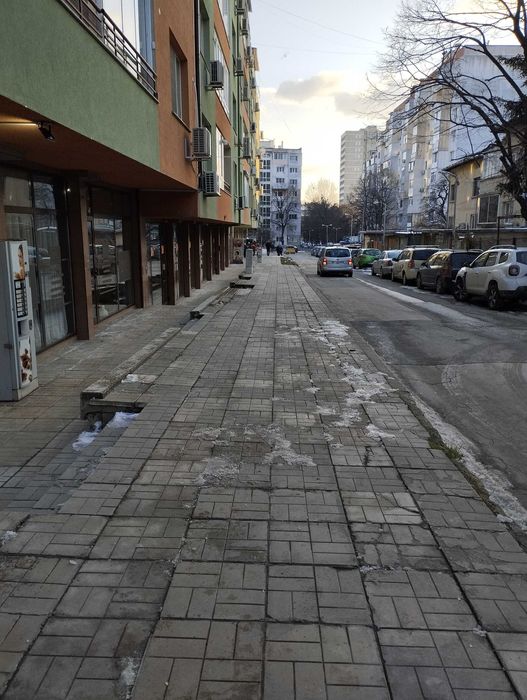 Дава се под наем Магазин в Варна, Владислав Варненчик - 75 кв.м за 1529.49 € - Снимка #1