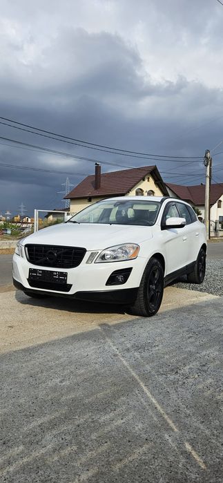 VOLVO XC60 2010 — imagine 4