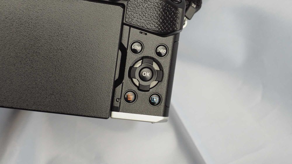 Olympus OM-5 практически нов