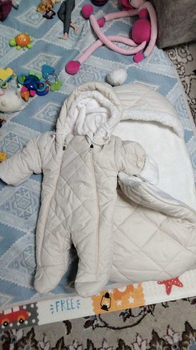 Продам детский комбинезон