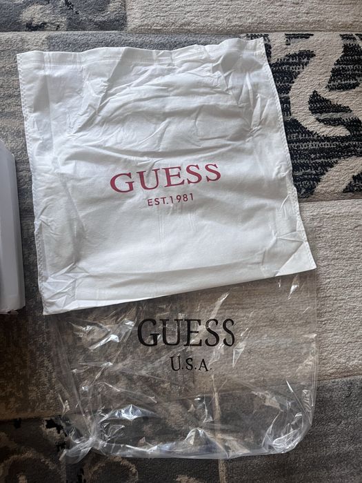 Geanta Guess Neagra