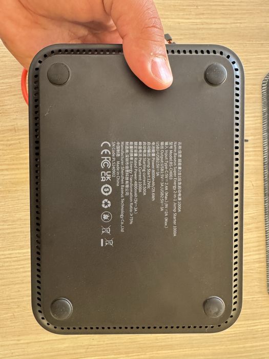 Baseus super energy 2в1 пусковое устройсто и компрессop