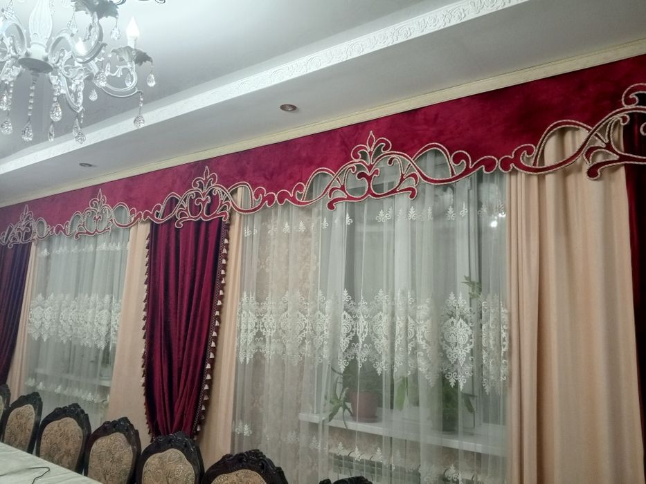 Шторы для зала б/у