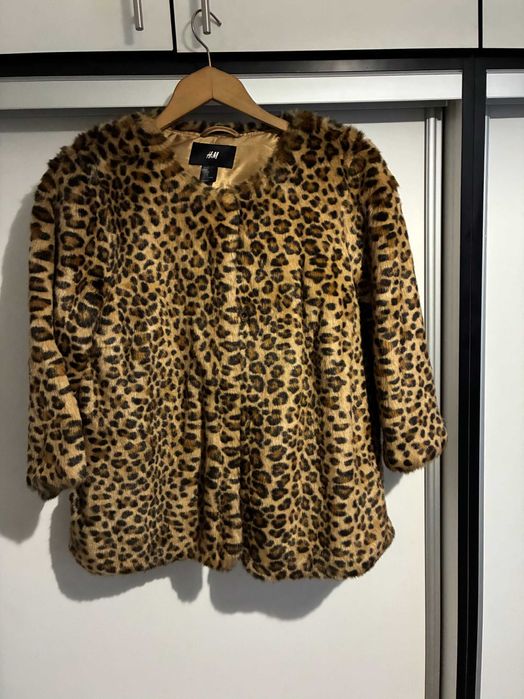 Тигрово палтенце HM, Бяло палто алпака, кашмир