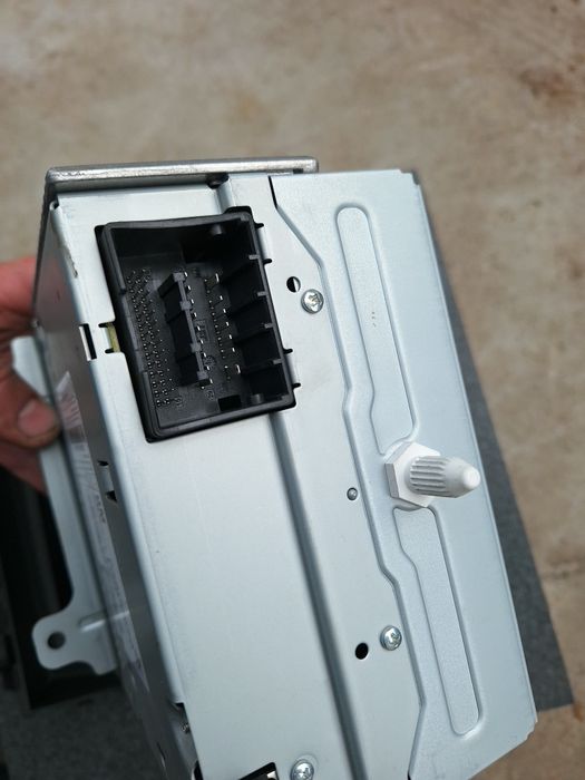 Оригинална музика +дисплей за Шевролет Круз