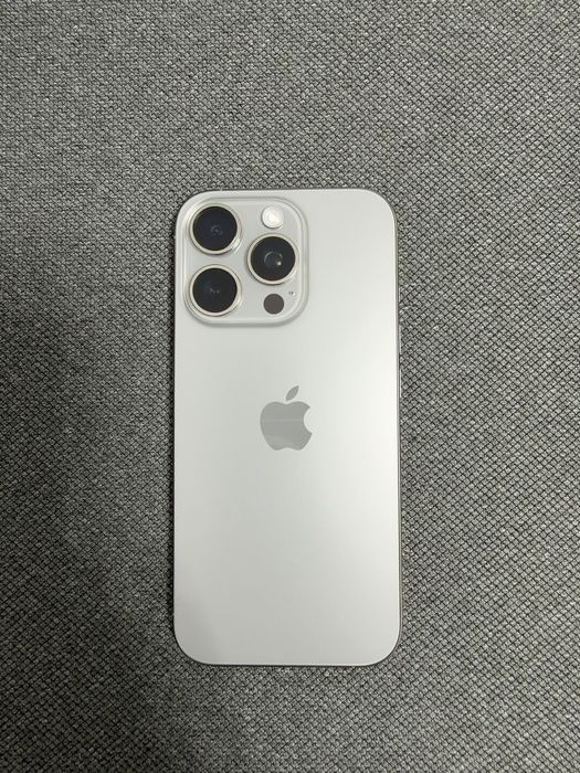 Продам iphone 16 pro 256g
