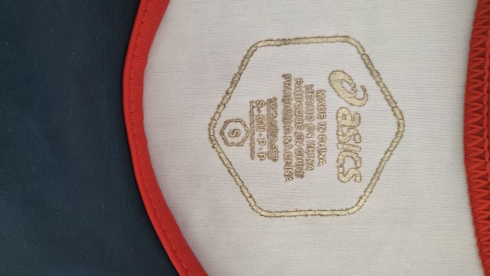 Борцовскии трико красный