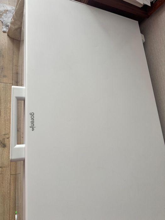 Продам морозильник