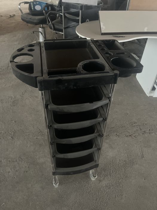 Rakvina stollar sotiladi