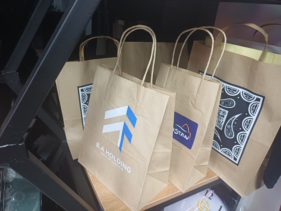 Barcha turdagi poligrafiya va tashqi reklama xizmatlari.