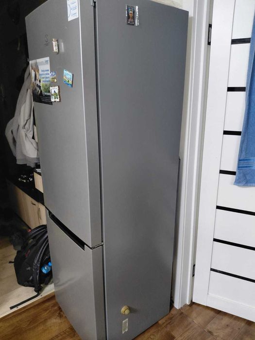 Холодильник Indesit