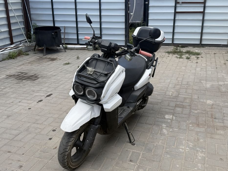 Мопед танк 150 куб срочно продаётся 190.000тг