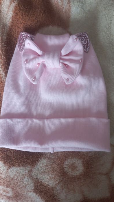 Продам шапочку на весну, осень на девочку