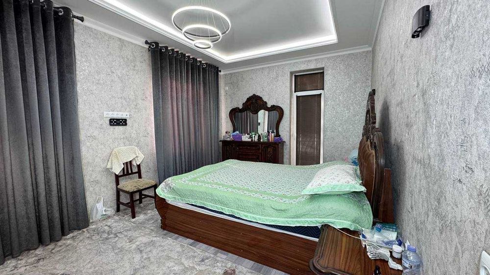 Фрунзиский KIUF 2 қаватда 5 хонали квартира сотилади. ID: 1519