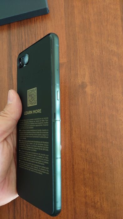 Motorola Razr 60 Ultra 512/16 Scarab Blue