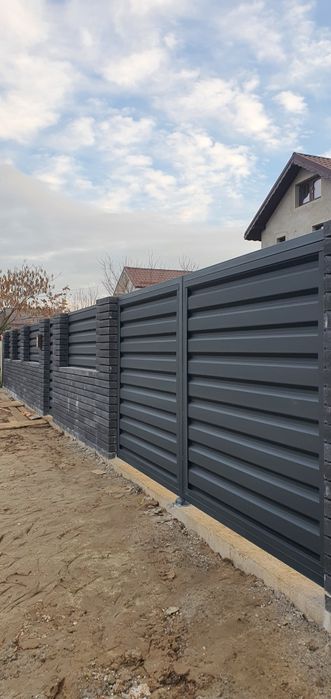 Tabla cutata pentru gard TVP 35 dublu vopsit
