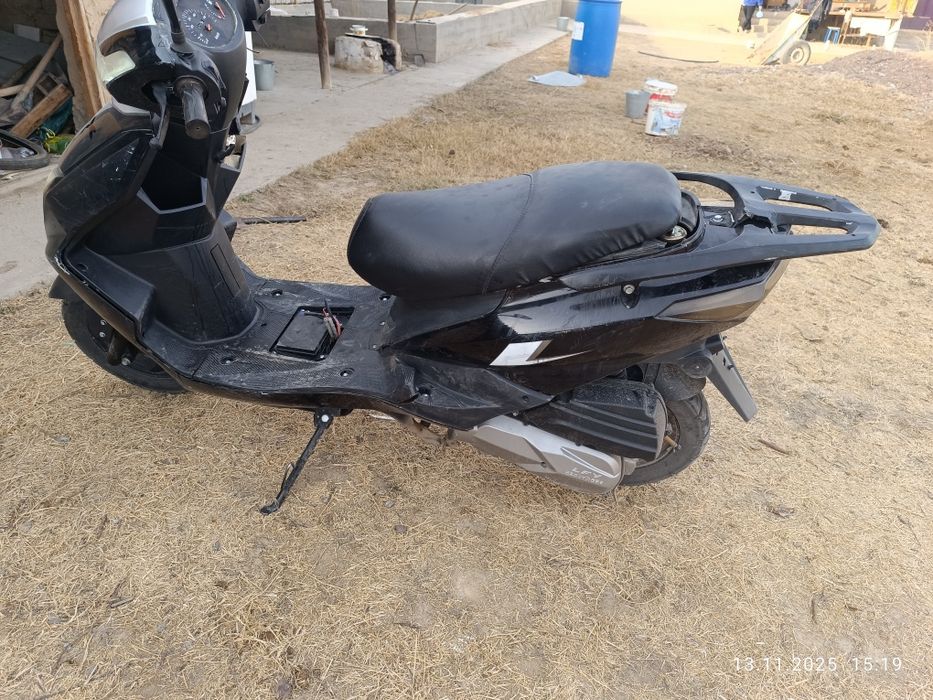 Мопед сатылады срочна 85 мың