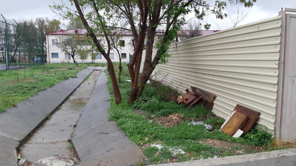 Учхоз Алишеробод М.Улугбекский р-н. Про-ся 8-соток земельный участок