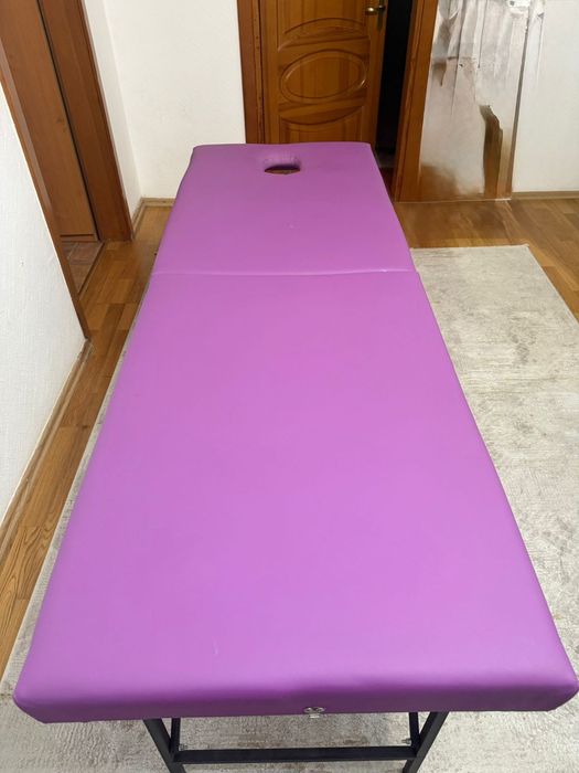 Продам массажную кушетку.