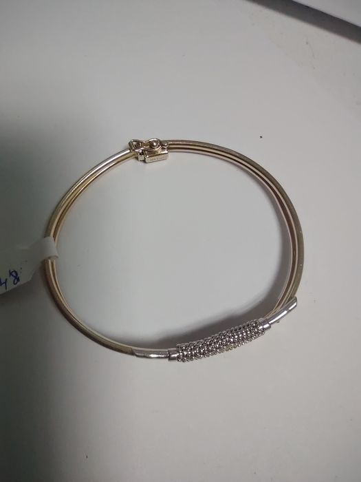 Bratara aur 14k (efn)