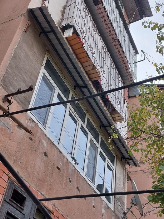 Установка  бесшумные  КОЗЫРЬКИ  и  РОЛИКИ ! + Наружная  Подоконники  !