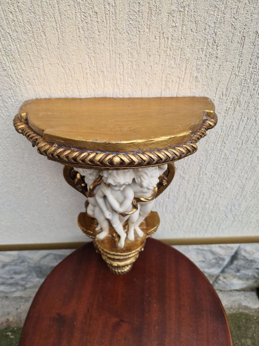 Стара уникална антикварна френска конзола за стена