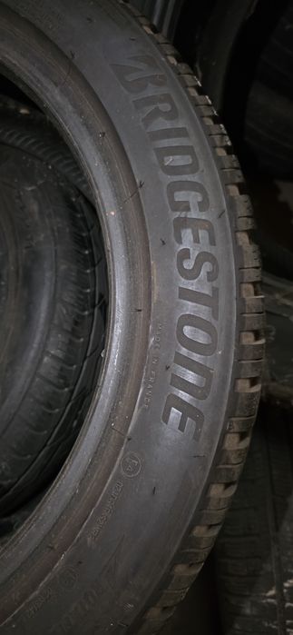 Гуми 2бр 225/50/18  - 1бр  - 145лв