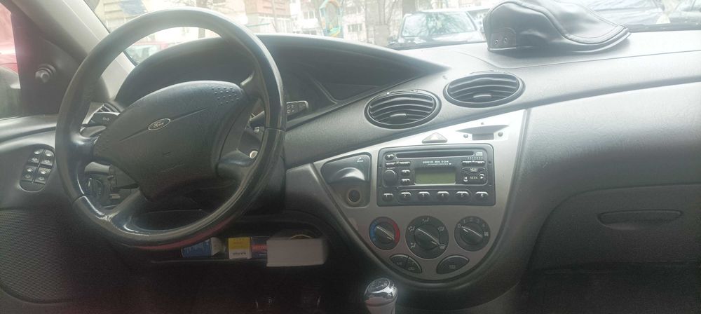 Ford Focus 1,6 комби газ/бензин -КАПАРИРАНА