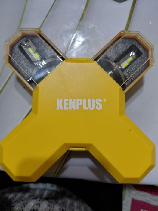 Светодиодная лампа XENPLUS X 1
