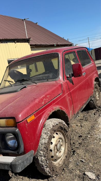 Нива продам срочно окончательно 500к